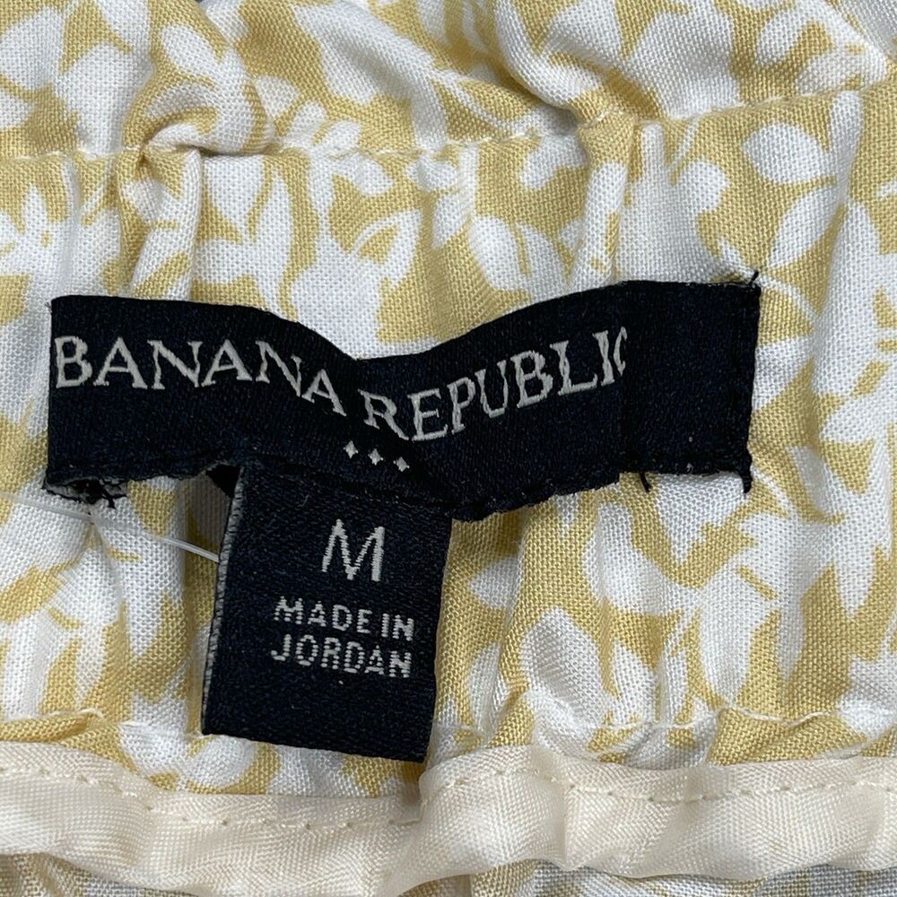 Banana Republic Shorts Size Medium Yellow Floral High Rise 4" Inseam NEW W Tags - Picture 5 of 10